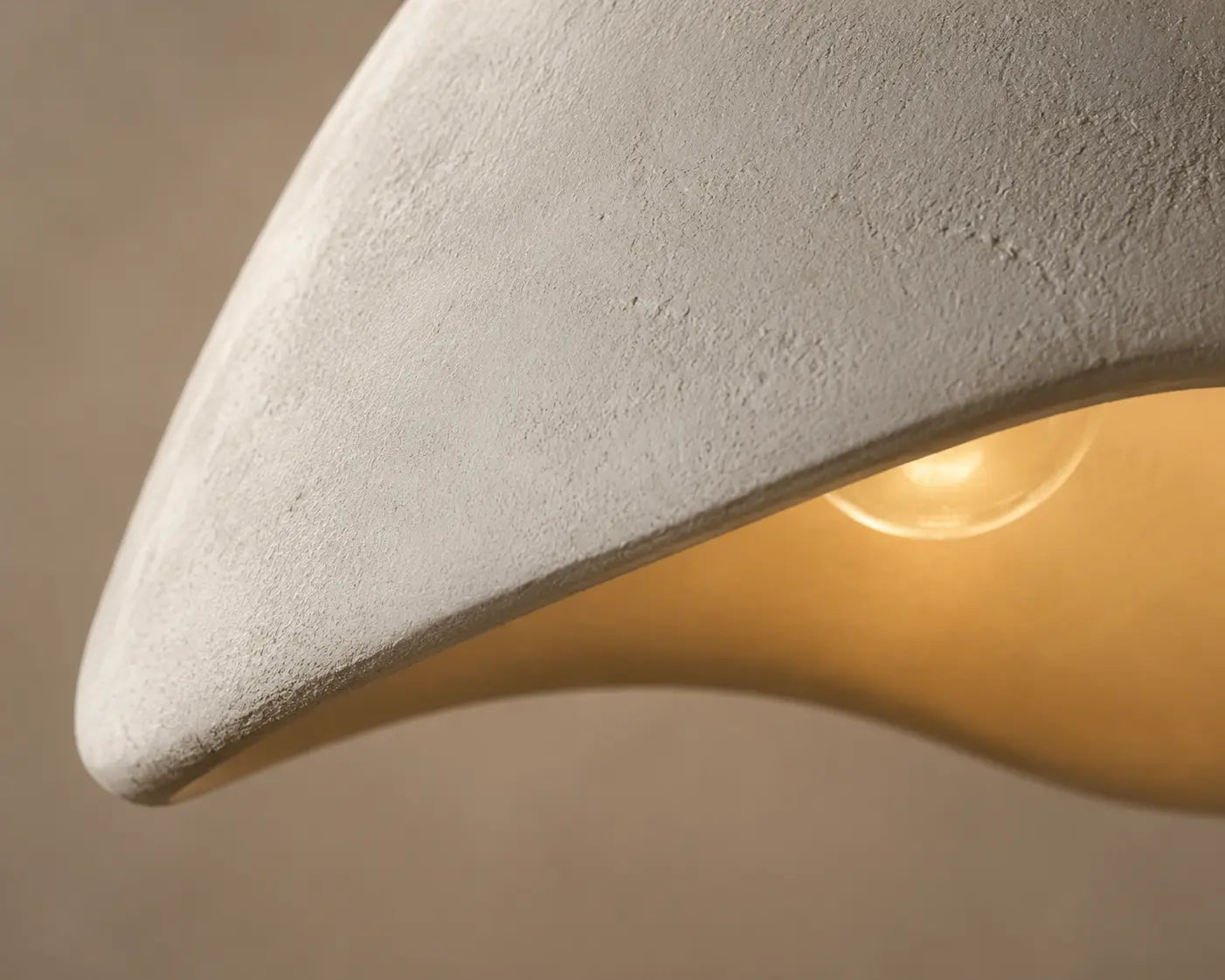 Suspension Wabi-Sabi Sculptée