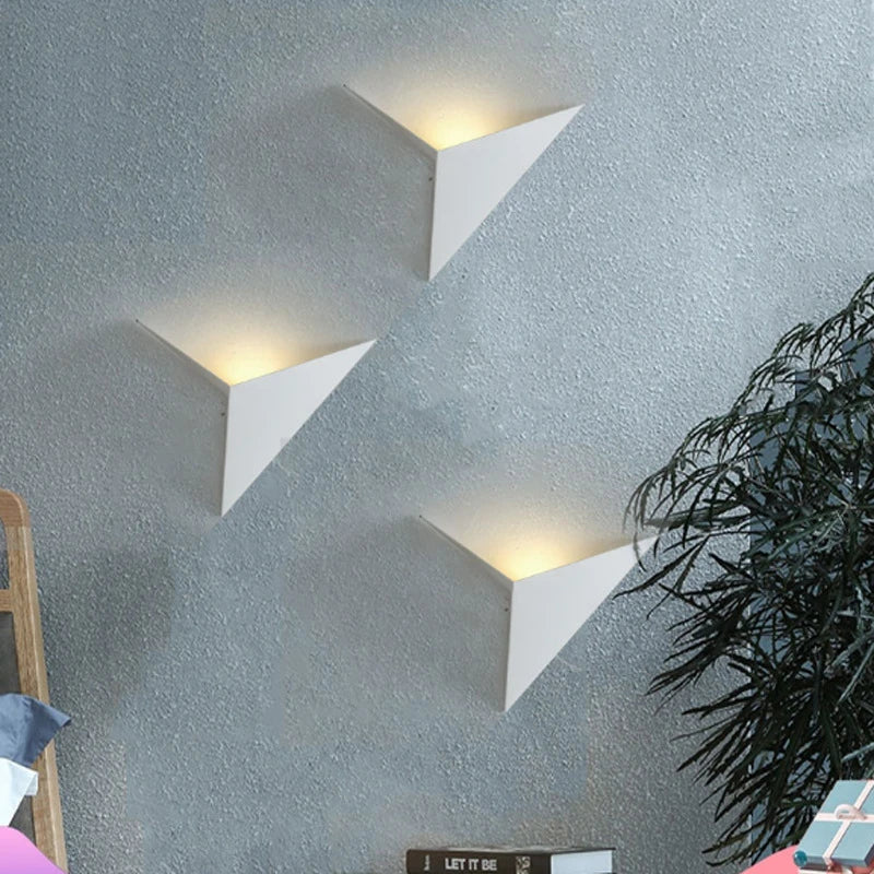Applique Murale Triangle LED