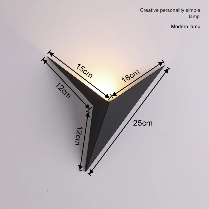 Applique Murale Triangle LED